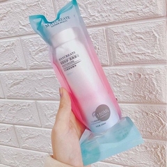 Xịt Chống Nắng Maycreate Moisturizing Nội Địa Trung Chai 150ml