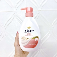 Sữa Tắm Dove Sáng Da Dưỡng Ẩm  Mịn Màng Thơm Lâu Nhật Bản 470g