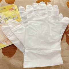 Ủ Tay Mềm Mịn Hand Mask Beauty World Nhật - Túi 18ml (2 miếng)