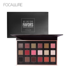 Bảng Phấn Mắt Focallure 18 Màu Lấp Lánh Có Gương Tông #01