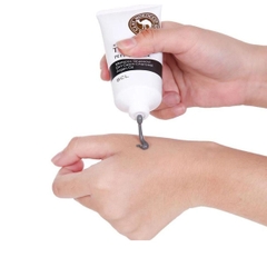 Mặt Nạ Đất Sét Tsururi Tẩy Sạch Mụn Đầu Đen Se Lỗ Chân Lông 55g Nhật Bản