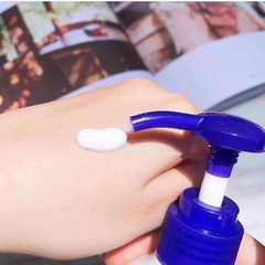 Dưỡng Thể Hatomugi The UV Milky Gel SPF50 Chai 250ml