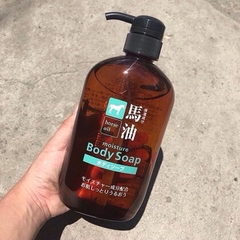 Sữa Tắm Mỡ Ngựa Dưỡng Ẩm Horse Oil Moisture Body Soap Nhật  600ml