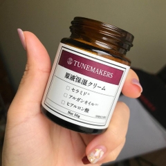 Kem Dưỡng Tunemakers Undiluted Solution Moisture Cream 50g