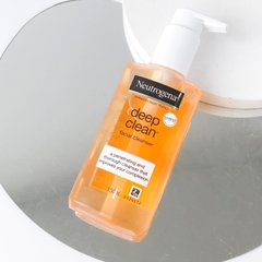 Sữa Rửa Mặt Neutrogena Deep Clean Facial Cleanser Làm Sạch Sâu Sáng Da Giảm Mụn Dạng Gel Mỹ - Chai 150ml