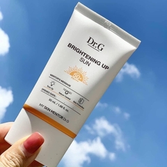Kem Chống Nắng Dr.G Brightening Up Nâng Tông Kiềm Dầu Sun+ SPF50+ PA+++