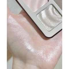 Bảng Tạo Khối JUDY DOLL 4 Ô Highlight & Contour Palette 9g