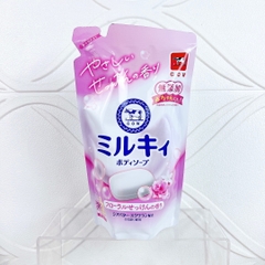 Sữa Tắm Cow Tạo Bọt Dịu Nhẹ Dưỡng Ẩm Mềm Mịn Cho Da Nhạy Cảm Nhật Bản Chai 500ml