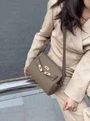 Túi Đeo Chéo Hermes Remake Korea Kelly Depeches 36 Size 25cm