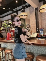 Áo Bad Blood chữ lưng ngang
