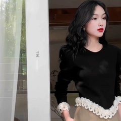 Áo Nỉ Hàn Viền Đính Hoa Màu Đen