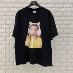 Áo Phông ADLV Baby Face Chụp Tai Mèo Màu Đen