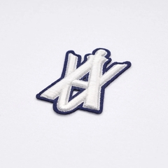 Áo Phông ADLV X LISA Logo Thêu Màu Trắng