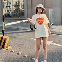 Áo Phông Nerdy Cursive Logo Heart Màu Kem