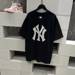 Áo Phông MLB Logo NY Monogram 3ATSM0224-50BKS Màu Đen