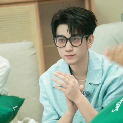 Kính Mát Gentle Monster By Row BR Màu Nâu