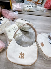 Túi Kẹp Nách MLB Hobo New York Yankees Họa Tiết Monogram SS2024
