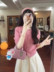 Bộ áo len dệt kim và chân váy xòe chữ A