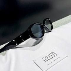Kính Mát Gentle Monster Maison Margiela 206 Màu Đen