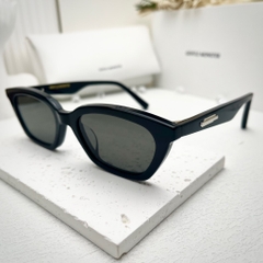 Kính Mát Gentle Monster Loti 01 Màu Đen