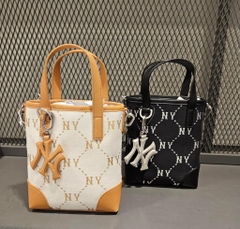 Túi MLB Crossbag Mini Diamond Monogram Trắng Nâu