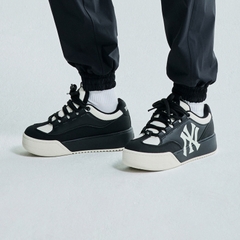 Giầy MLB Chunky Wide Logo LA Đen Trắng