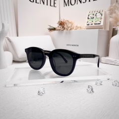 Kính Mát Gentle Monster Lang 01 Màu Đen