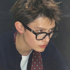 Kính Mát Gentle Monster Bold Alto GC9 Màu Xám