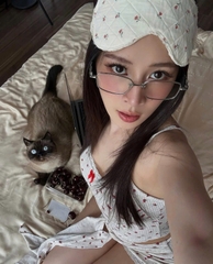 Kính Mát Gentle Monster Bold Atomic 02 Màu Bạc