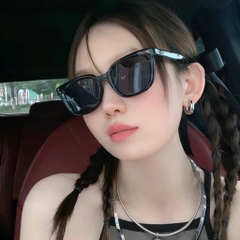 Kính Mát Gentle Monster Bold Billy 01 Màu Đen