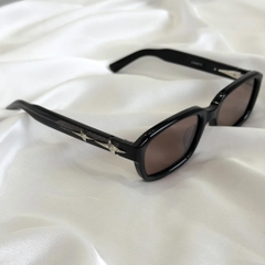 Kính Mát Gentle Monster Bold Comte 01 Màu Đen Nâu