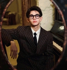 Kính Mát Gentle Monster Bold Vonzo 01 Màu Đen