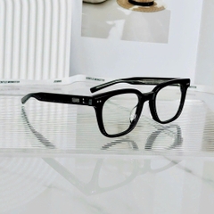 Kính Mát Gentle Monster Evan 01 Màu Đen