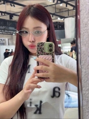 Kính Mát Gentle Monster Jewelry Carat 02 GR Màu Xanh