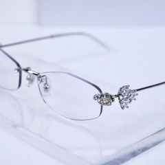 Kính Mát Gentle Monster Jewerly Glitz 02 Màu Trắng