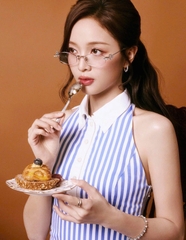 Kính Mát Gentle Monster Jewerly Glitz 02 Màu Trắng