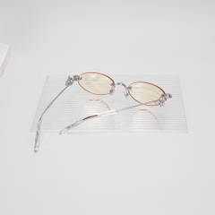 Kính Mát Gentle Monster Jewerly Orora 02 BRM Màu Vàng