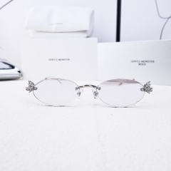 Kính Mát Gentle Monster Jewerly Orora YVG Màu Xám