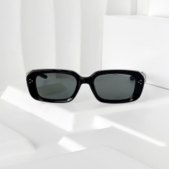 Kính Mát Gentle Monster Jewerly Phantom 01 Màu Đen