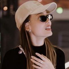 Kính Mát Gentle Monster Kunst 01GD Màu Vàng