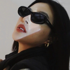 Kính Mát Gentle Monster Le 01 Màu Đen