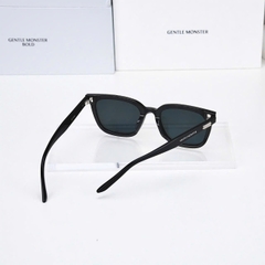Kính Mát Gentle Monster Lo Lou 01 Màu Đen