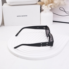 Kính Mát Gentle Monster Maison Margiela 205 Màu Đen