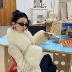 Kính Mát Gentle Monster Monica 01 Màu Đen