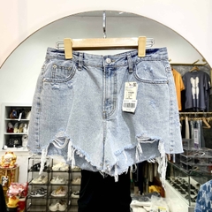 Quần Short Bò Whoau Rách WHTJC2791F Màu Xanh