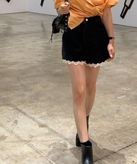 Quần short viền ren trắng Hàn quốc