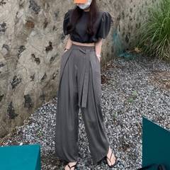 Quần vải ghi vạt eo