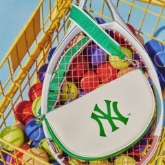 Túi Đeo Vai MLB Basic Round Cross Logo Chữ NY Màu Trắng Xanh