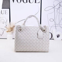 Túi Bottega Andiamo Bản Hàn Size 25cm Màu Trắng