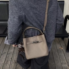 Túi Thiết Kế Hàn Mini Bucket Bag Da Bò Size 18cm Màu Be